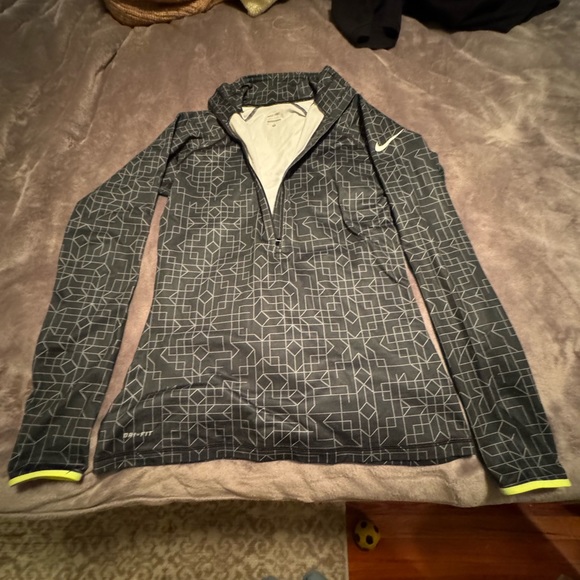 Nike Pro top women’s long sleeve half zip - Picture 4 of 7